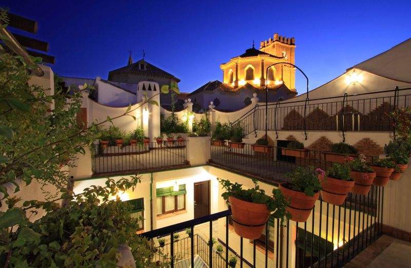 Ba&ntilde;os de la Villa