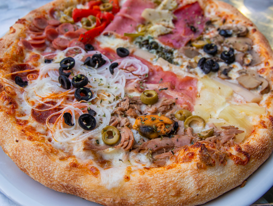 Pizzer&iacute;a El Refugio