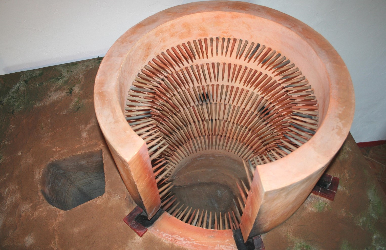 Horno de cer&aacute;mica (siglos XII-XIII)