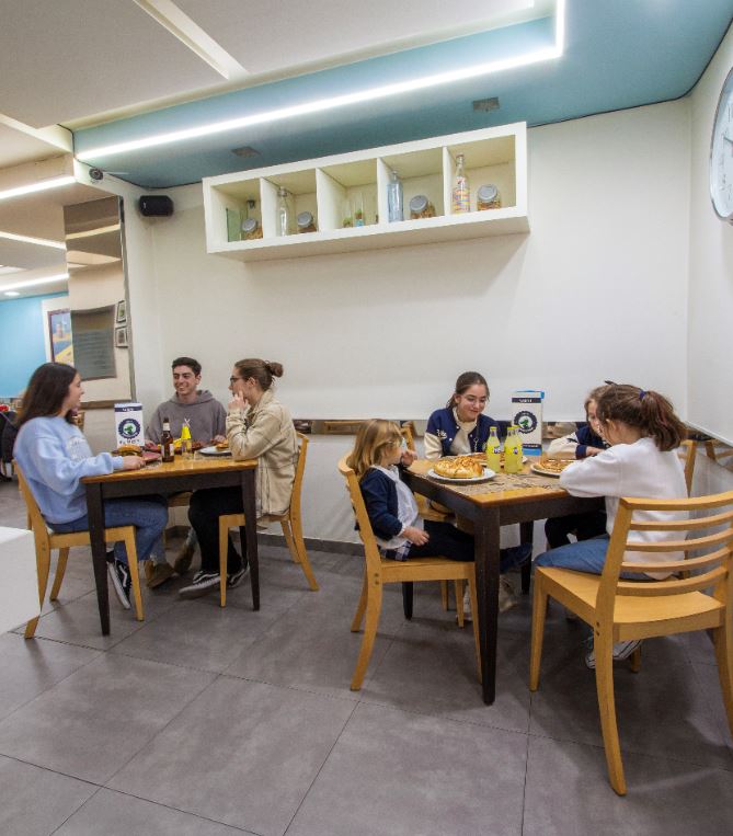 Restaurante Pizzer&iacute;a Varini